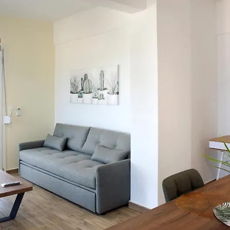 Thalia Chanla Apartment *