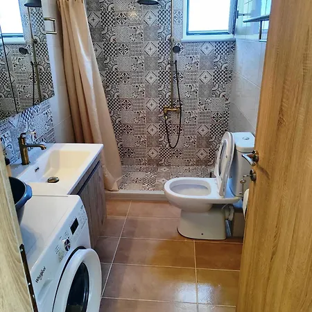 Daire Thalia Chanla *