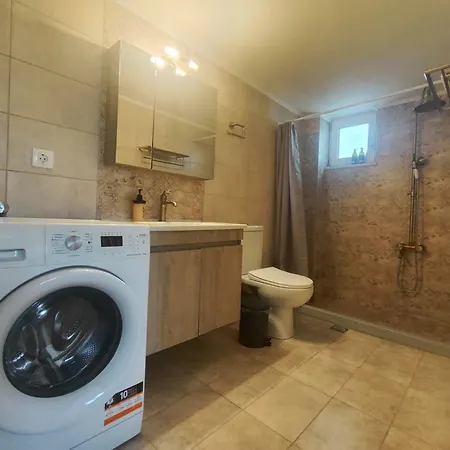 Apartment Thalia Chanla *