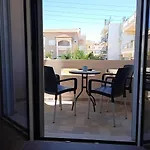 Thalia Chanla Apartment *