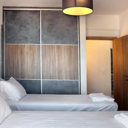 Thalia Chanla La Canea