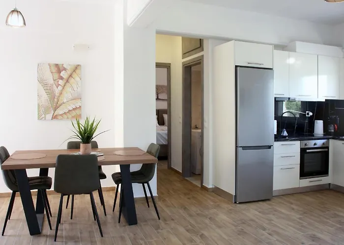 아파트 Thalia Chanla *